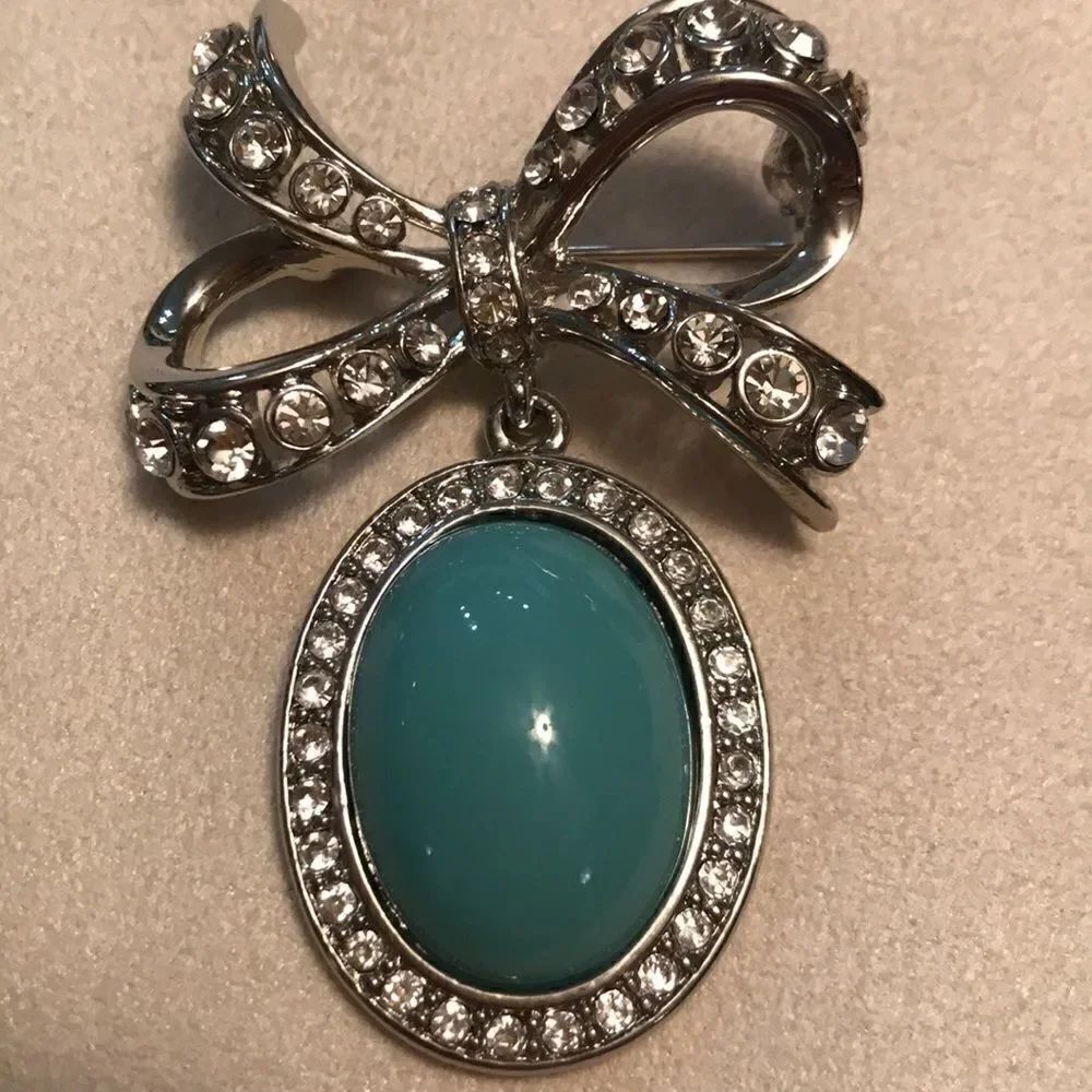 Crystal Brooch Set!! - Picture 7 of 8